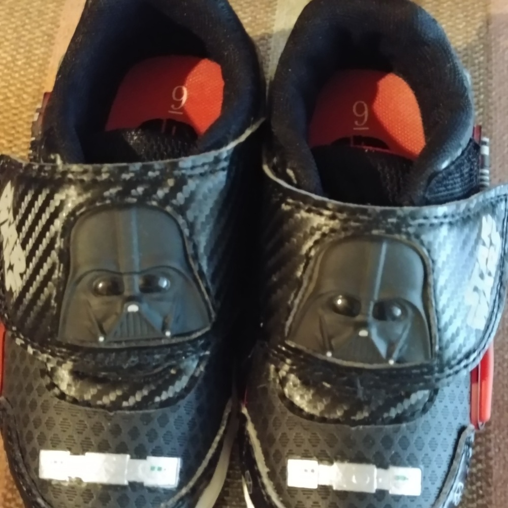 Toddler Star Wars shoes size 9